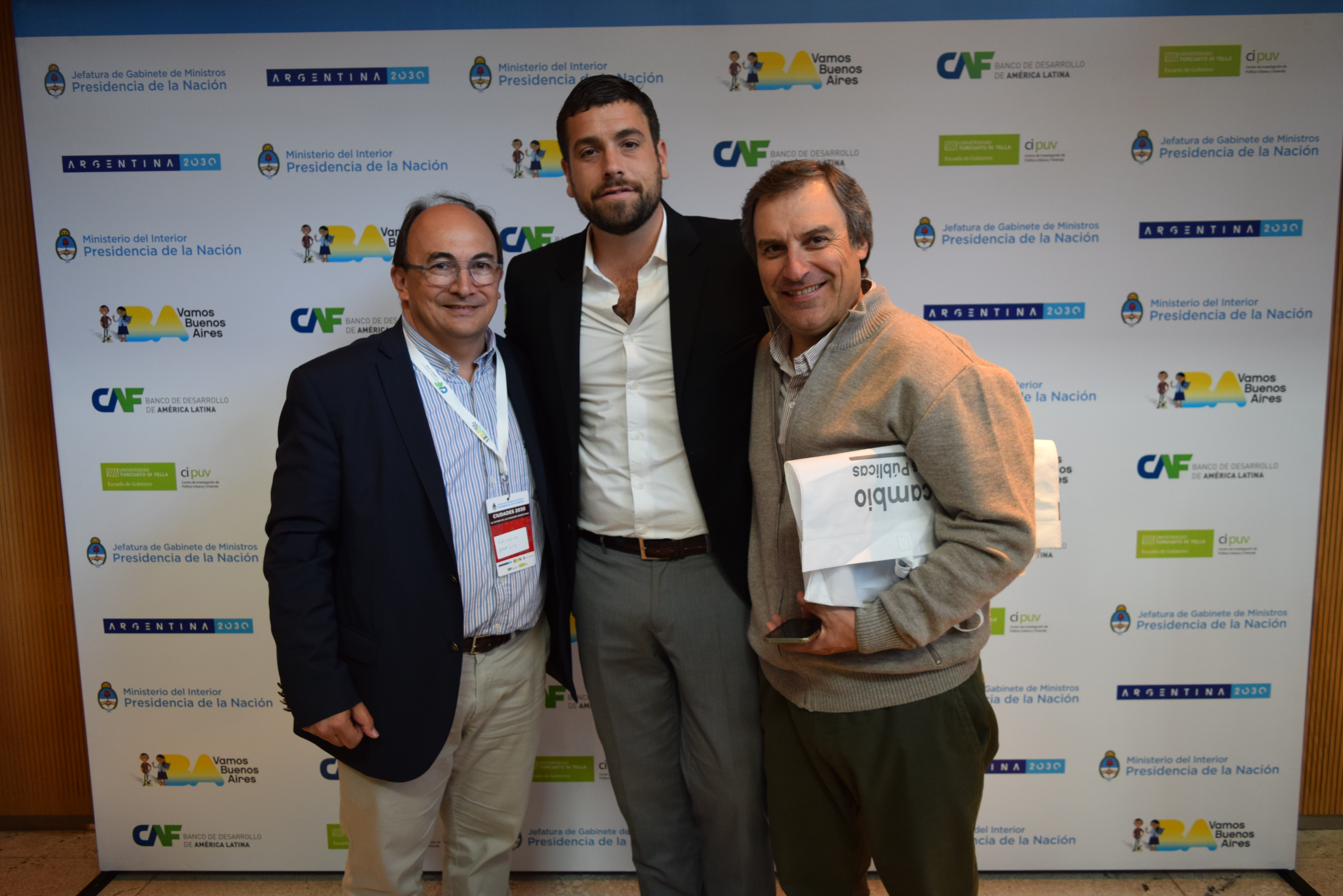 El Intendente de Saladillo se reunió  con el Subsecretario de Asuntos Municipales de la Nación.-