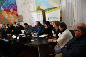 Saladillo | Realizaron la apertura de sobres para la compra de indumentaria del personal municipal.-