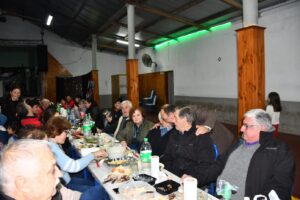 Celebraron el Día del Bombero Voluntario con una cena en Del Carril.-