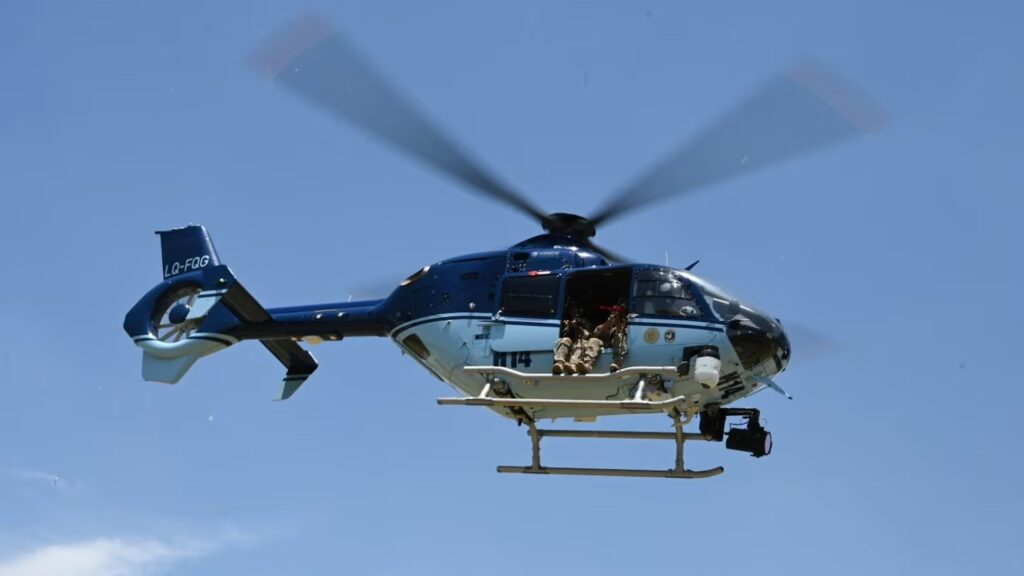 San Juan | Tragedia aérea: cayó un helicóptero que combatía incendios y murió toda la cúpula de la Policía provincial.-