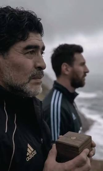Argentina vs Inglaterra 2026 | El encuentro que no puede evitar la emoción contenida: video ue recrea con IA recrea el encuentro entre Maradona y Messi mirando las Islas Malvinas.