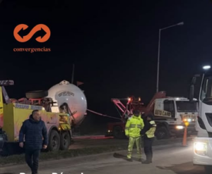 Roque Pérez | Siendo las 0:35 horas ambos carriles fueron liberados y se reanudó el tránsito vehicular.