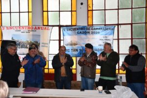 Quinto encuentro de camadería en Cazón.-